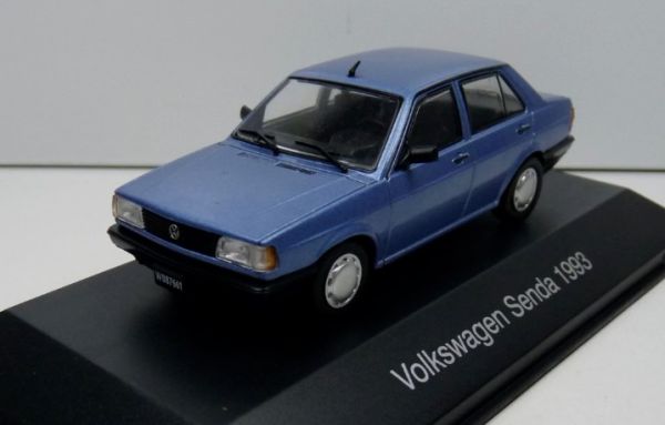 MAGARGAQV30 - VOLKSWAGEN senda 1993 bleu métallique avec fascicule - 1