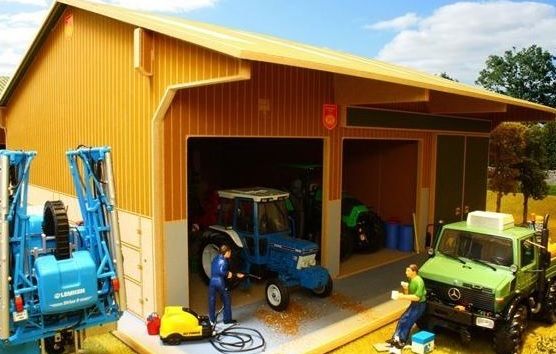 BBB140 - Hangar avec étable et coin atelier 58x50x26cm - 1