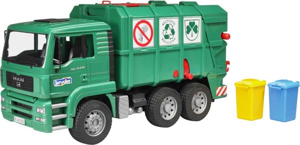 BRU2753 - MAN TGA 6x4 camion poubelle vert avec conteneurs - 1