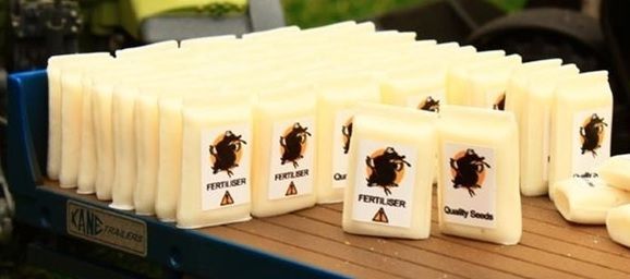 BT3042 - Lots de 50 sacs de semences + sachets de 200gr d'engrais et 50gr de semences - 1