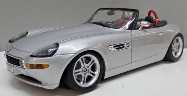 BUR12032 - BMW Z8 cabriolet gris - 1