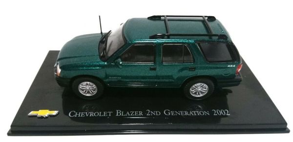 MAGCHEVYBLAZER - CHEVROLET Blazer 4x4 génération 2 2002 vert métallisée - 1