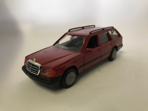 CON1502/07 - MERCEDES-BENZ Break Turbo 4MATIC - 1