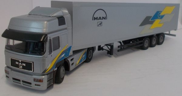 CON6107 - MAN F2000 4x2 et remorque caisse rigide MAN - 1