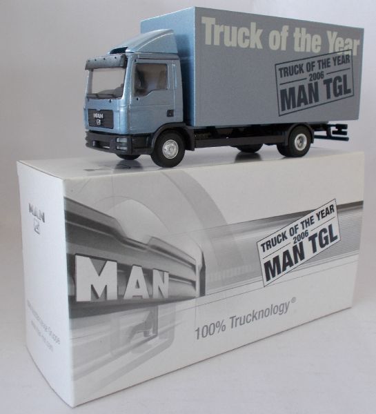 CON67152/01 - MAN F2000 4x2 caisse rigide Truck Of The Year 2006 - 1