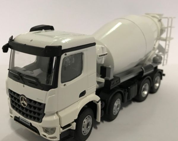 CON78234/01 - MERCEDES BENZ Arocs 8x4 toupie LIEBHERR HTM 905 blanche - 1