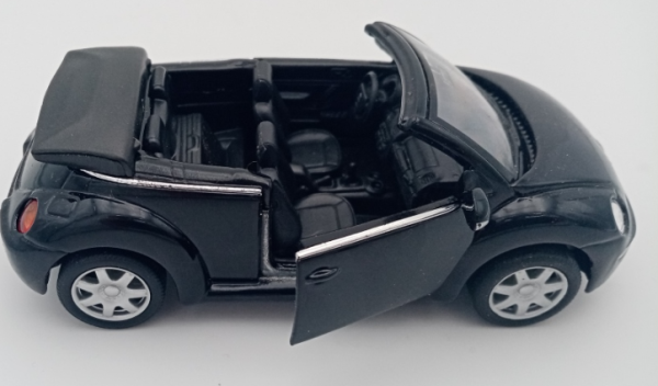 WEL2035BL - VOLKSWAGEN NEW BEETLE Noire métallisée modèle à friction vendue sans boite - 1