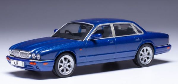 IXOCLC588N.22 - JAGUAR XJ8 1998 Bleu - 1