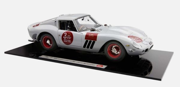 CMC288 - FERRARI 250 GTO Gris 1962-1964 - 30e Anniversaire CMC - 1