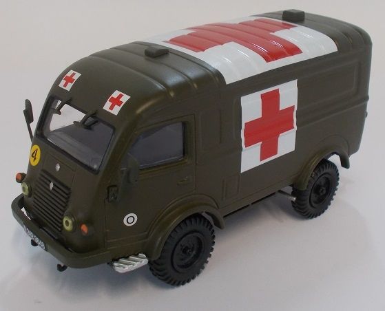 MAGMIL11C01 - RENAULT 1000Kg R2087 militaire français version médical croix rouge - 1