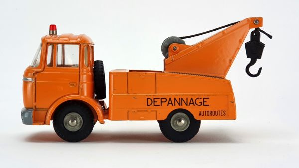 DIN589A - BERLIET G.A.K Dépanneuse d'autoroutes - 1