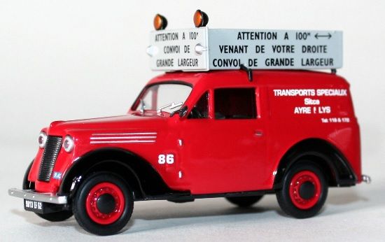 ELI101380 - RENAULT Juvaquatre Convoi exceptionnel transports spéciaux - 1