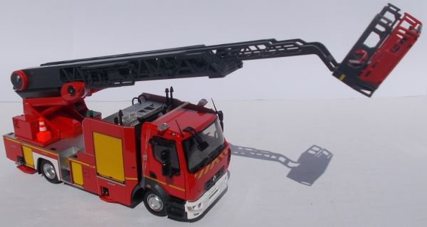 Eligor 1/43 - Véhicule Pompier Renault D16 Avec échelle Riffaud Noir