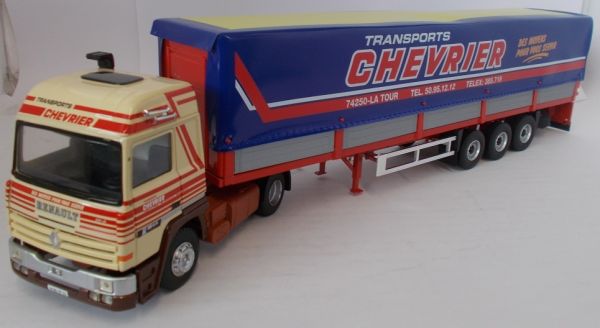 ELI116776 - RENAULT R 4x2 et remorque savoyarde Transports CHEVRIER - 1