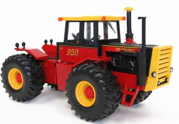 ERT16220 - VERSATILE 950 Toy Farmer 2012 - 1