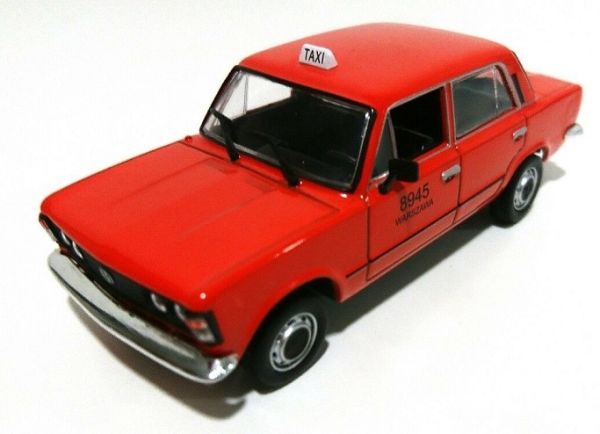 MAGPCFI125PTAXI - FIAT 125P Taxi de Varsovie rouge vendue sous blister - 1