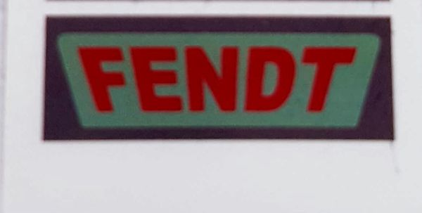 FM00105 - Lot de 2 autocollants FENDT 
