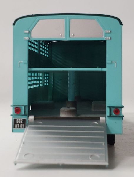 Camion Citerne Berliet Stradair Sésame 1/43, France Lait, Sans Boîte