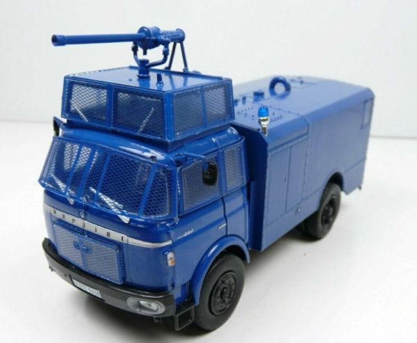 G111A011 - BERLIET GBK80 1960 fourgon-pompe Gendarmerie - 1