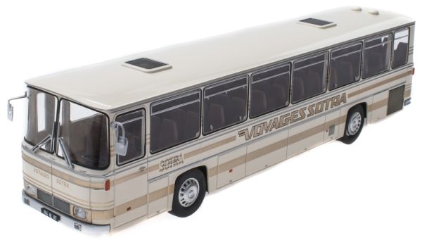 G1255080 - Bus de tourisme Canadien SAVIEM E7 L 1970 Voyages Sotra - 1