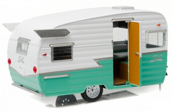 GREEN18227 - Caravane SHASTA Aire Flyte blanche et verte - 1