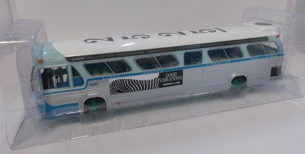 GREEN86544VERT - Bus GENERAL MOTORS 1960S THD #2525 du film Speed de 1994 Version Green Metal roue et chassis vert - 1