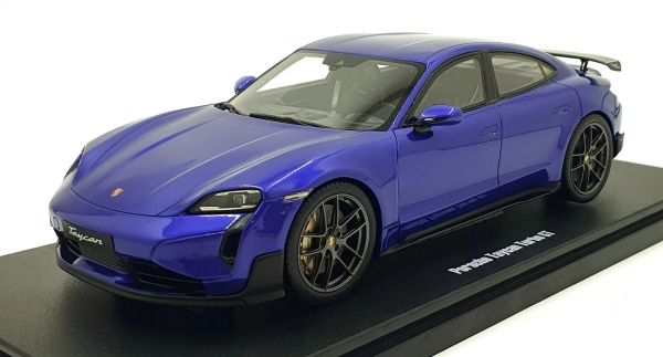 GT520 - PORSCHE Taycan Turbo 2023 Violet métallique - 1