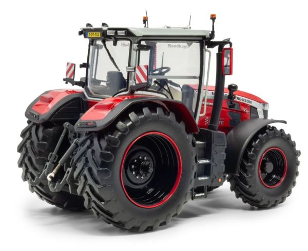 Tracteur Massey Ferguson 8S.225 Full Black – Universal Hobbies 1/32, édition Limitée