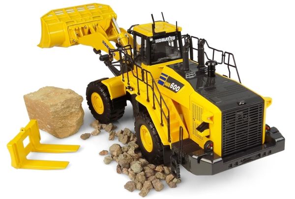 Miniature Chargeuse KOMATSU WA600-8 UNIVERSAL HOBBIES UH8153