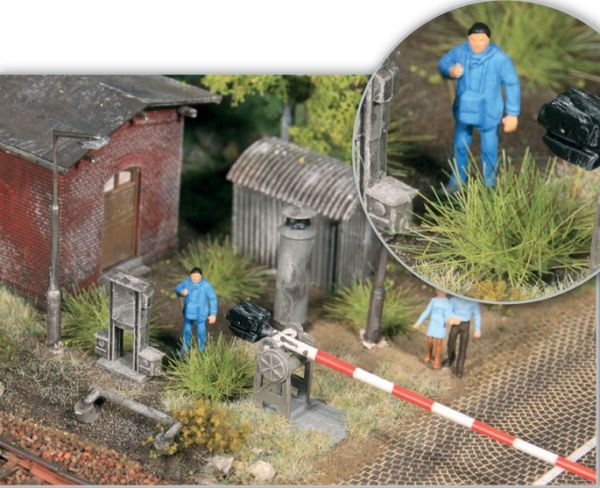HEK1806 - 50 Touffes d'herbes de printemps 10 mm - 1
