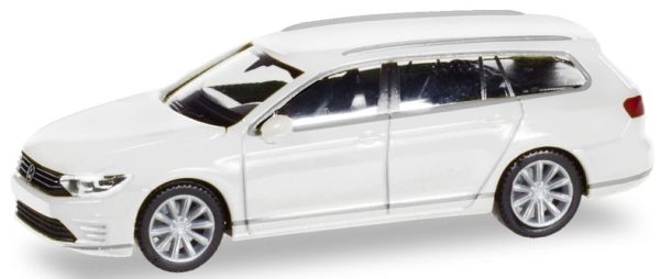 HER028981 - VOLKSWAGEN Passat GTE Variant break blanc - 1