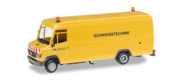 HER093125 - MERCEDES Vario service technique Suisse - 1