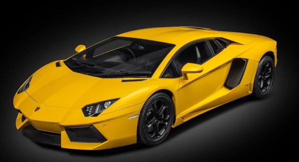 POCHK119 - LAMBORGHINI Aventador LP 700-4 jaune orion - En kit 794 pièces - 1