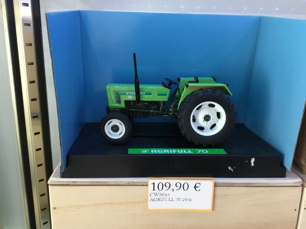 CW0044 - AGRIFULL 70 2wd - 1