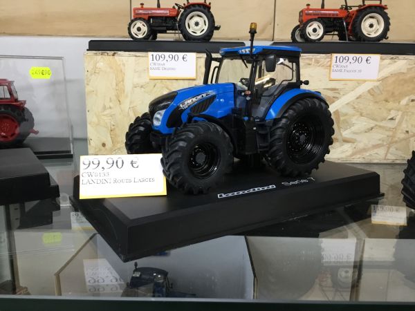 CW0133 - LANDINI Roues Larges - 1