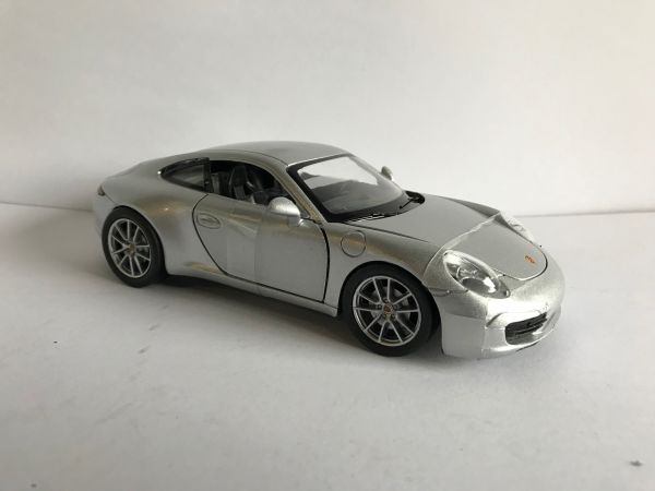 NEW71293-2 - PORSCHE 911 CARRERA 4 (991) Grise - 1