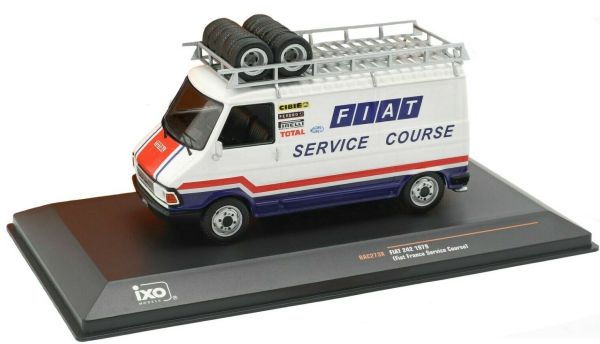 IXORAC273X - FIAT 242 1979 Fiat France service course - 1