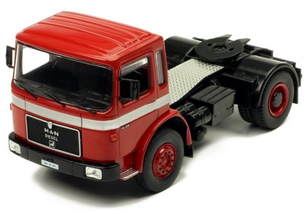 IXOTR055 - MAN 16.320 4X2 rouge chassis noir - 1