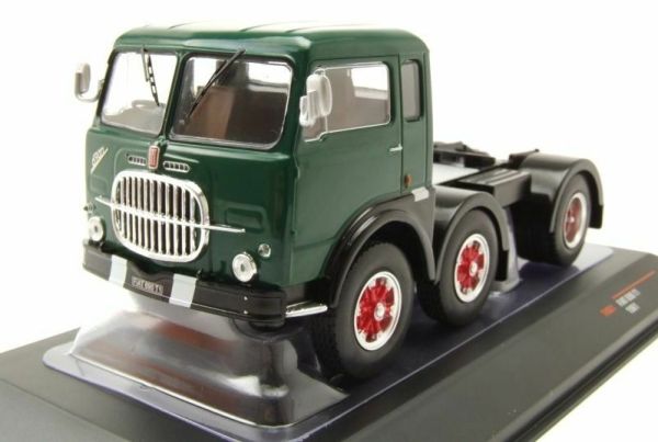 IXOTR061 - FIAT 690 T1 1961 vert chassis noir - 1