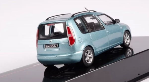 Škoda Roomster ミニカー 7台セット 1/72 Miniature SKODA ROOMSTER 2007 BLEU CLAIR METALLIQUE