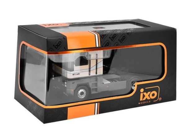 3 IXO Models Trucks - 1:43 scale - As New in Box TR159.22 Renault Magnum AE 520 Ti 1994 TR033 Renaul
