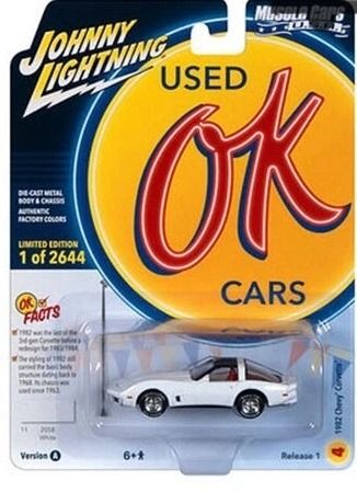 JLMC032A-D - CHEVROLET Corvette 1982 Blanc de la série MUSCLE CARS 2023 sous blister - 1