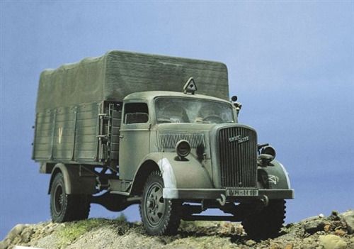 ITA0216 - Véhicule OPEL Blitz à assembler et à peindre - 1