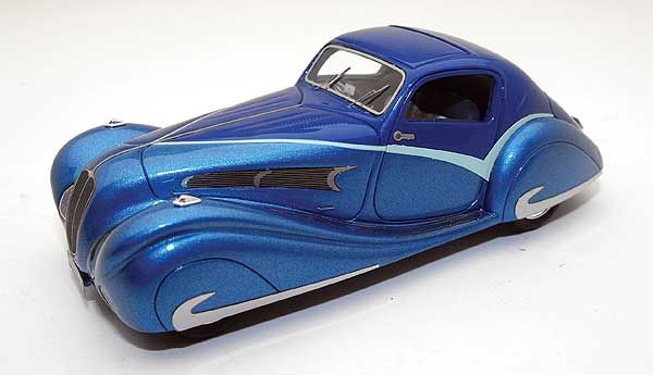 LUX018 - DELAHAYE 135 Competition coupé 