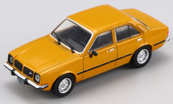 MAGCHEPORTAS - CHEVROLET Chevette SL 1979 4 portes orange sombre - 1