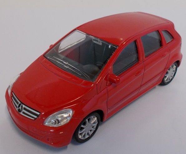 MDM53124C - MERCEDES BENZ Class B rouge - 1