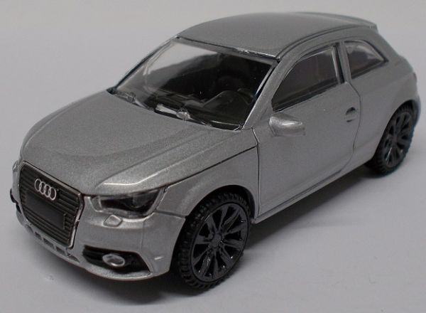 AUDI A1 gris métal