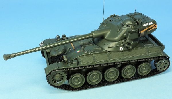 MFT48603V - Char de combat AMX13 canon de 75 armée française 1er REC - 1
