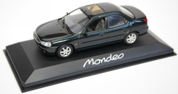 MNCMONDEOB - FORD Mondeo 1996 vert sombre métallisée - 1