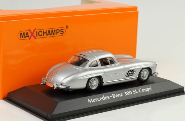 Miniature MERCEDES BENZ 300 SL 1955 gris argent MAXICHAMPS